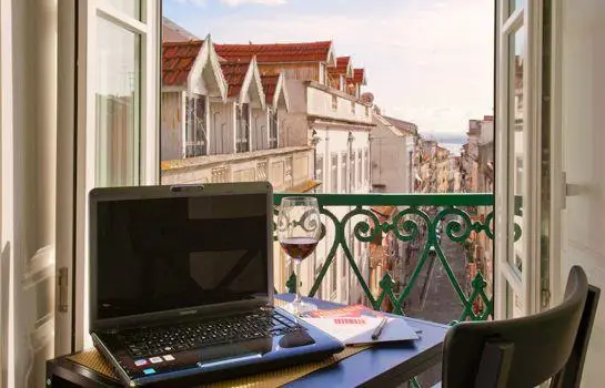 Lisbon Colours Bairro Alto Apartments 