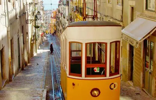 Lisbon Colours Bairro Alto Apartments 