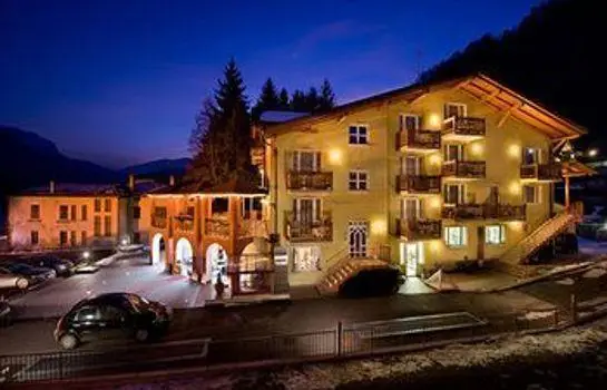 Hotel Bella di Bosco 