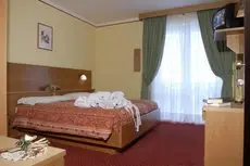 Hotel Michela Male 