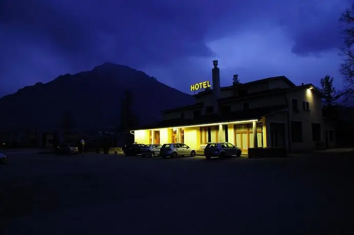 Hotel Dante Ponte nelle Alpi