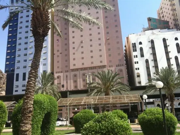 Bab Al Multazam Concorde Hotel