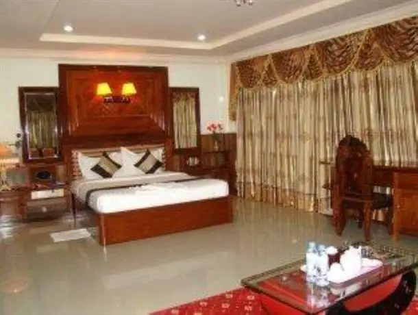 President Battambang City Hotel 