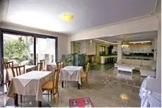 Theofilos Hotel And Apartments 