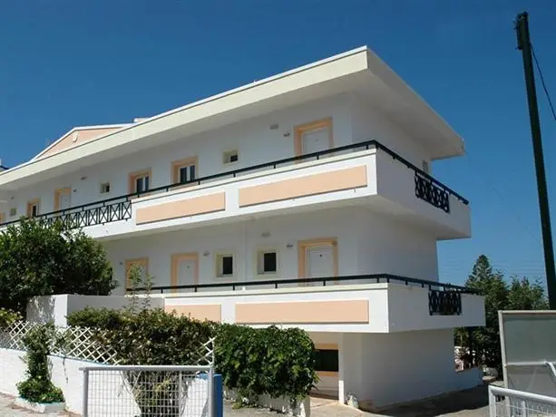 Niki Apartments Stalis