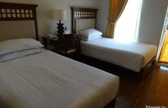 Hotel Emilia Davao 