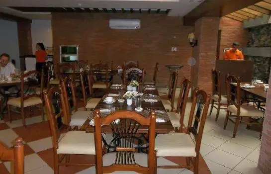 Hotel Emilia Davao 