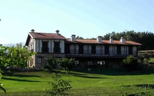 Casa Rural Caserio Diez Cerezos