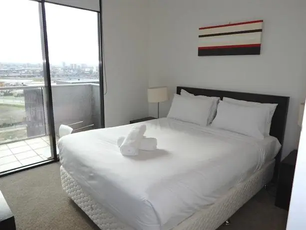 Apartments Melbourne Domain - New Quay Docklands 