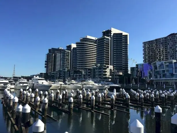 Apartments Melbourne Domain - New Quay Docklands 