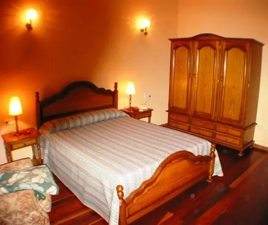 Hostal Esmeralda Comillas 