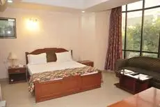 Hotel Kashish Residency & Banquet 