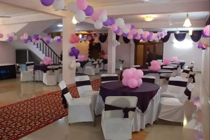 Hotel Kashish Residency & Banquet 