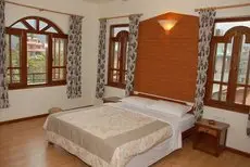 Vardan Resort n' Apartment 