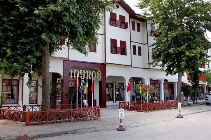 Idyros Hotel