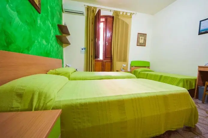 Bed & Breakfast Baia Tono 