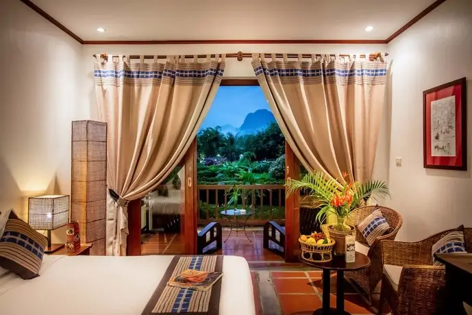 Riverside Boutique Resort Vang Vieng 