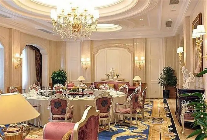 Zhenjiang Mingdu Hotel 