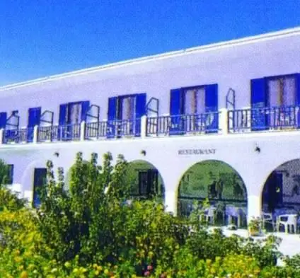 Hotel Julia Drios 