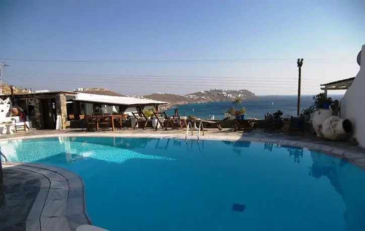 Voula Apartments & Rooms 