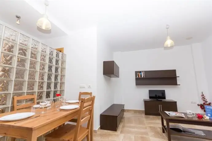 Apartamentos Vacacionales La Carrajolilla 