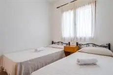 Apartamentos Vacacionales La Carrajolilla 