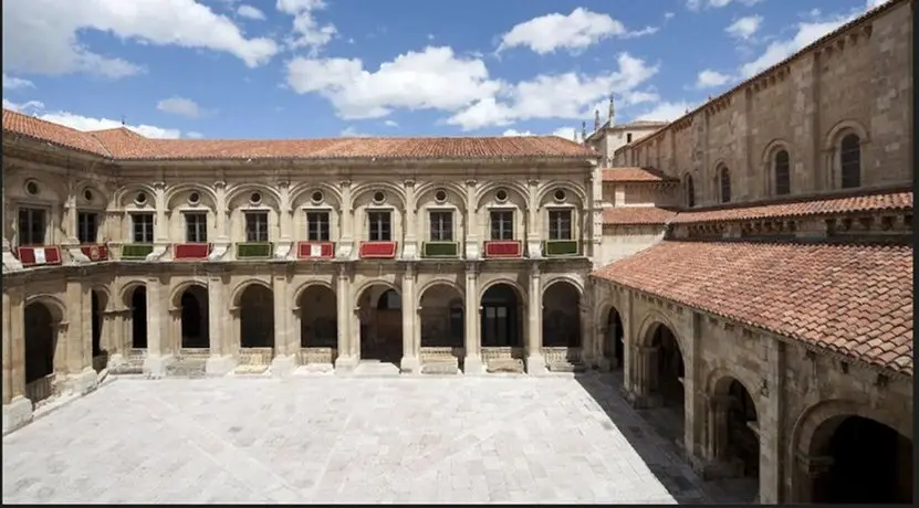 Hotel Real Colegiata San Isidoro 