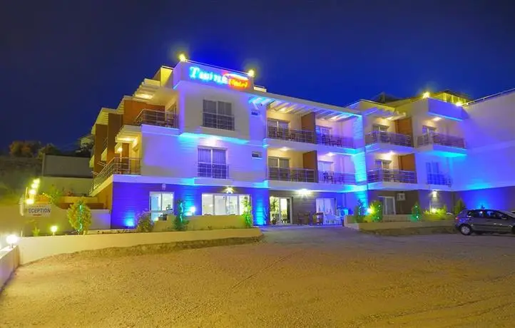 Twins Hotel Cesme 