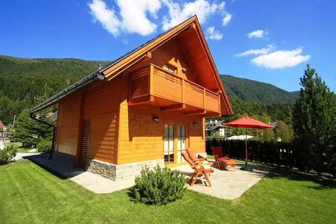 Kronau Chalet Resort 