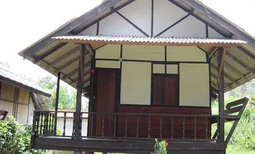 Pooltrap Village Bungalow 