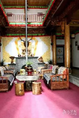 Shangri-la Tibetan Family Inn