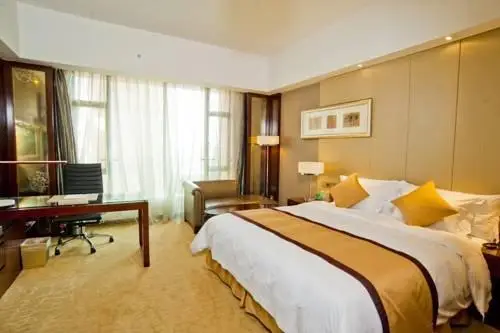 Sovereign Hotel Zhanjiang 