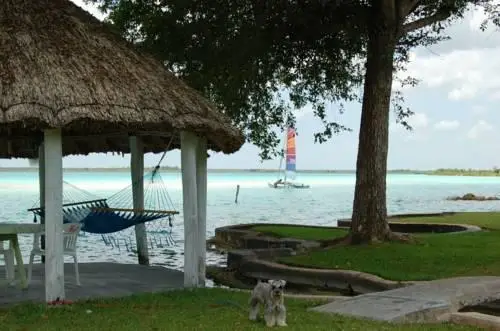 Cabanas Hostal & Camping Magic Bacalar 