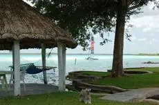 Cabanas Hostal & Camping Magic Bacalar 