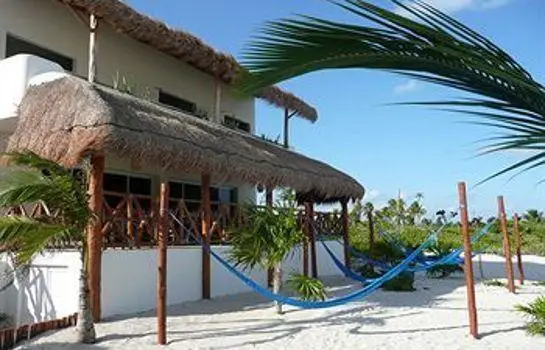 Almaplena Beach Resort 