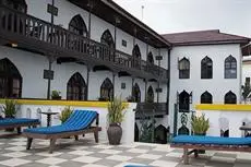 Tembo House Hotel 