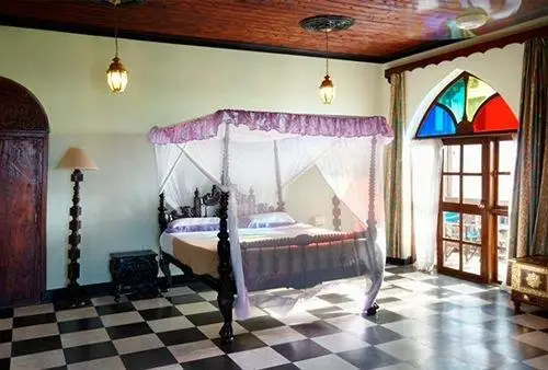 Tembo House Hotel 