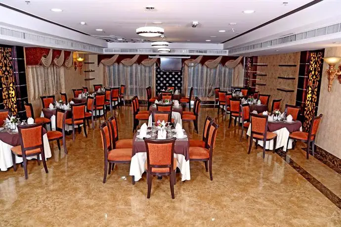 Royal Grand Suite Hotel 