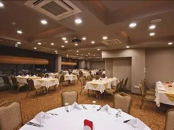 Volley Hotel Izmir 