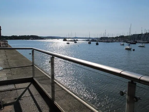 Royal William Yard - Plymouth Serviced Apartments 