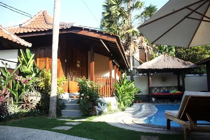 Andy's Surf Villa & Bungalows 