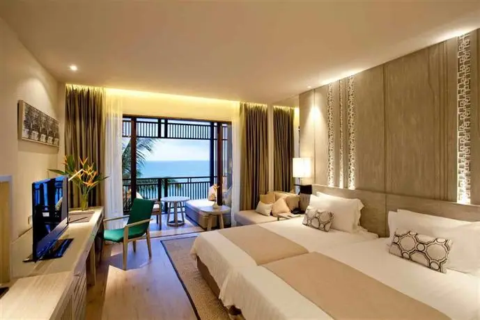 Pullman Phuket Arcadia Naithon Beach