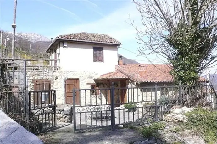 Casa Rural Casa L'Oso 