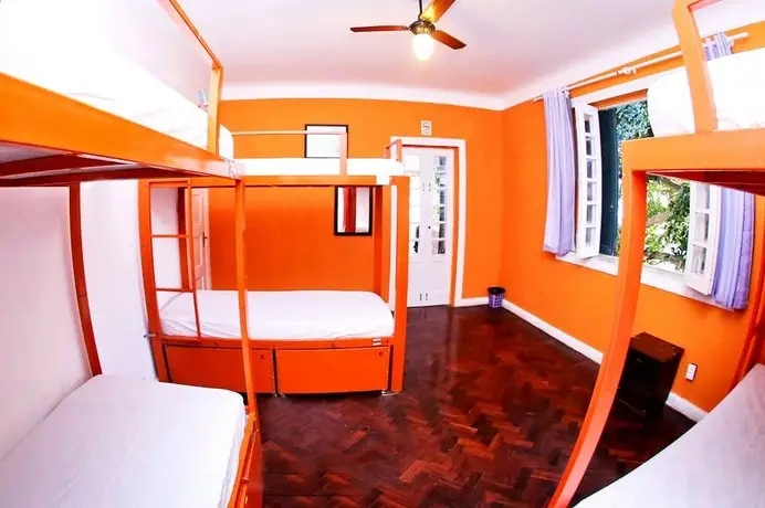 Pura Vida Hostel 