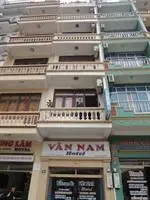 Van Nam Hotel Ha Long 