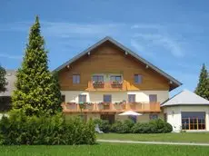 Pension Kreuzinger 