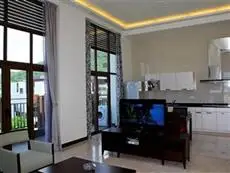 Sunshine Holiday Resort High Standard Apartment Yalong Bay 