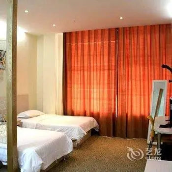 Yichang Yueke Hotel 