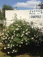 Hotel Cinepole 