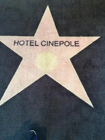 Hotel Cinepole 